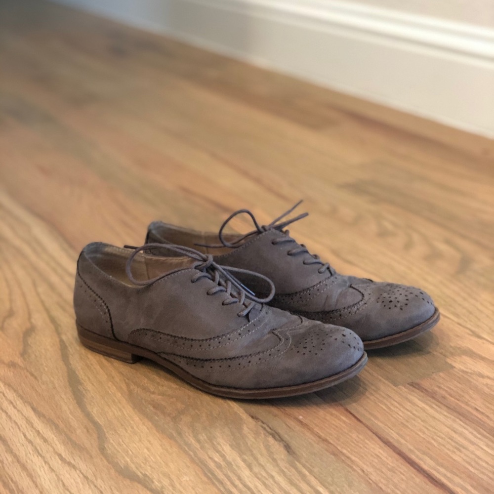 Mountain Sole Oxford Style shoes